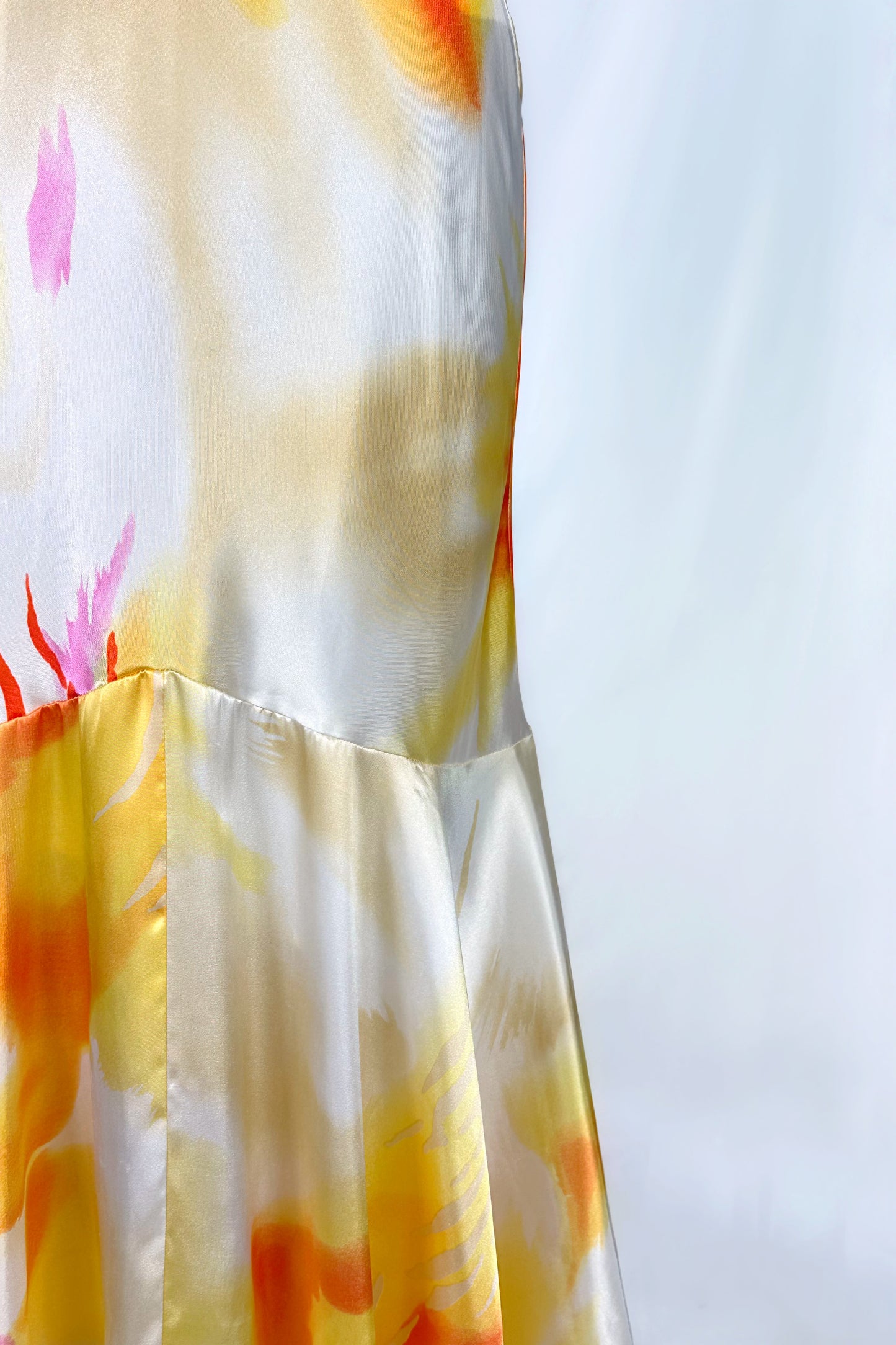 SUNSET SOIRÉE SATIN BACKLESS TIE DYE MAXI DRESS