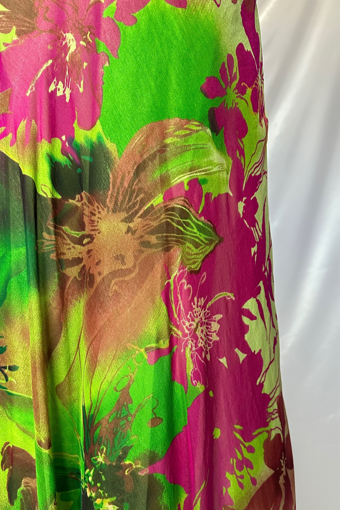 TROPICAL OASIS SILK EMBELLISHED MIDAXI DRESS WITH MATCHING SCARF