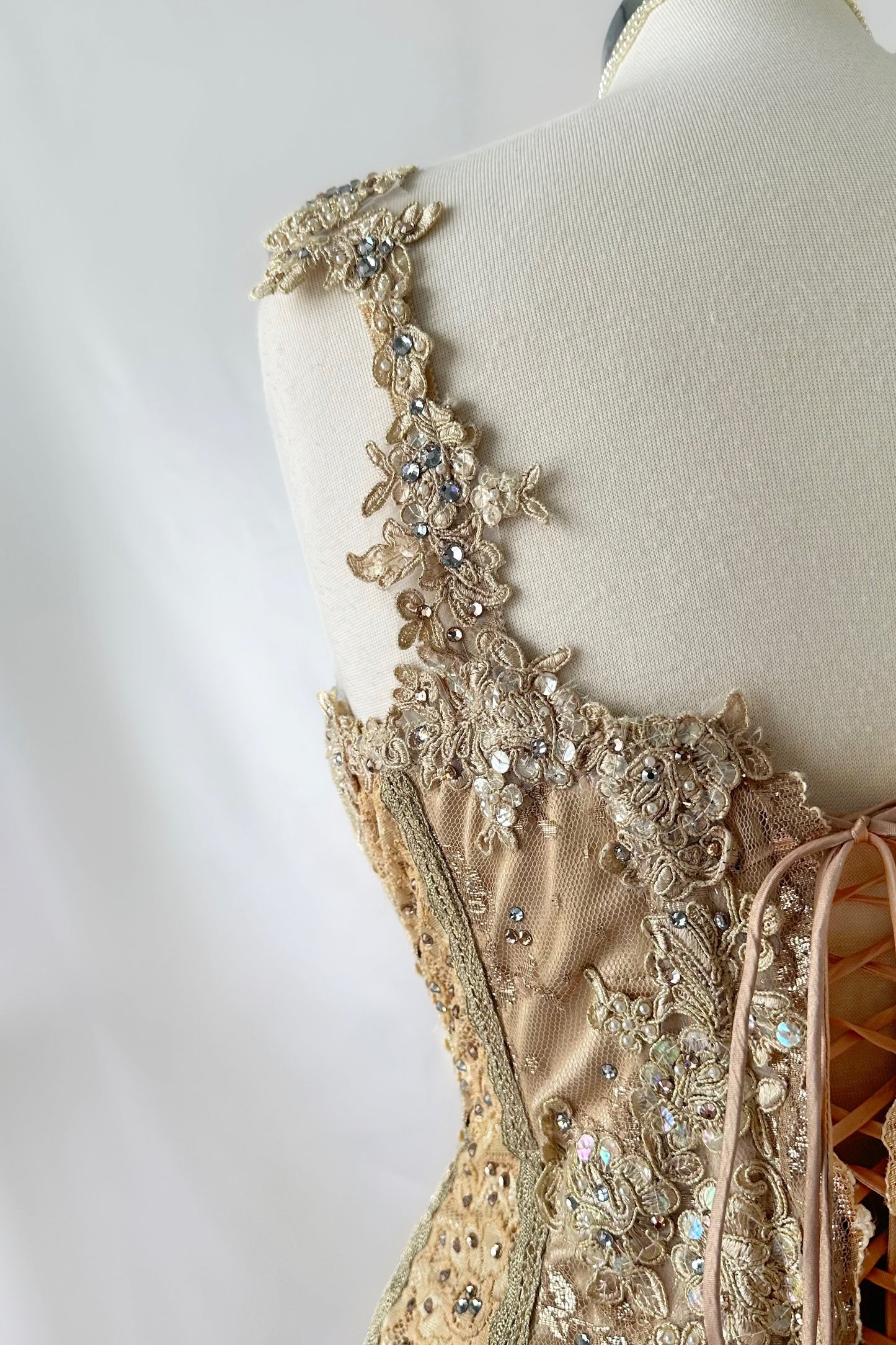 GOLDEN GLAMOUR EMBELLISHED FISHTAIL CORSET GOWN