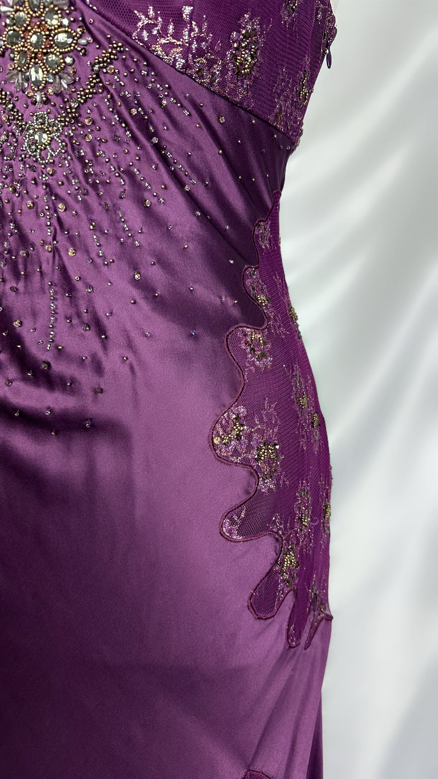 AMETHYST FLORAL EMBELLISHED SILK LEG SLIT GOWN