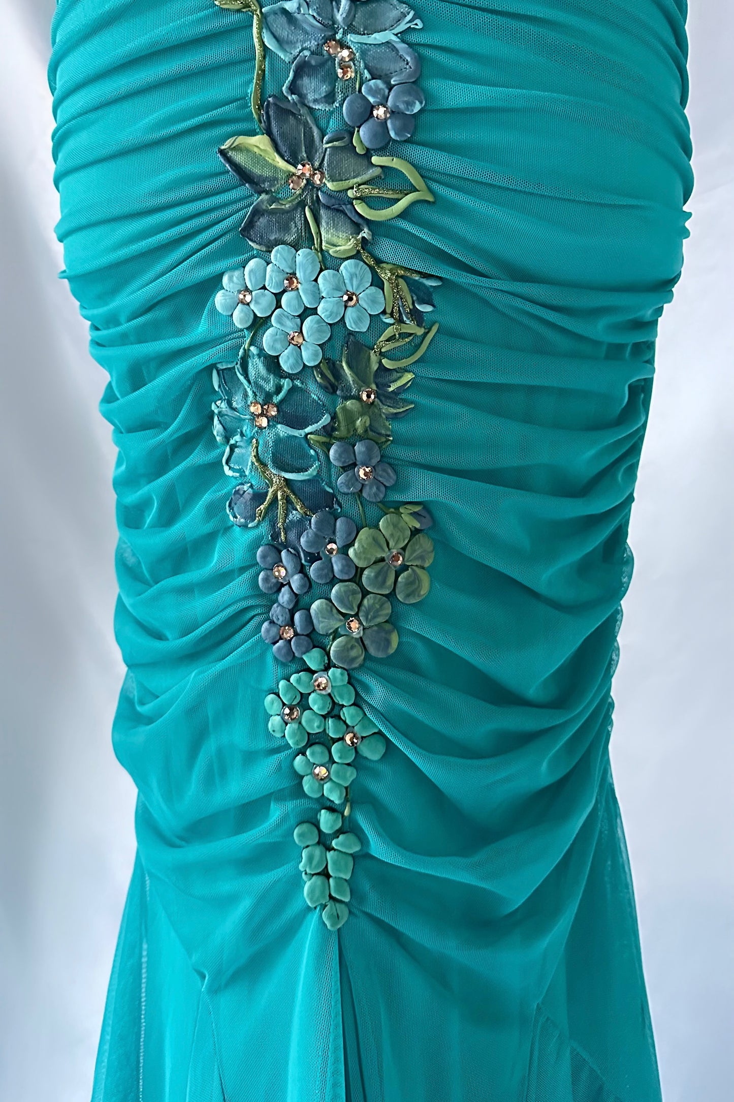 TURQUOISE GLAMOUR FISHTAIL GOWN BY EMA SAVAHL COUTURE