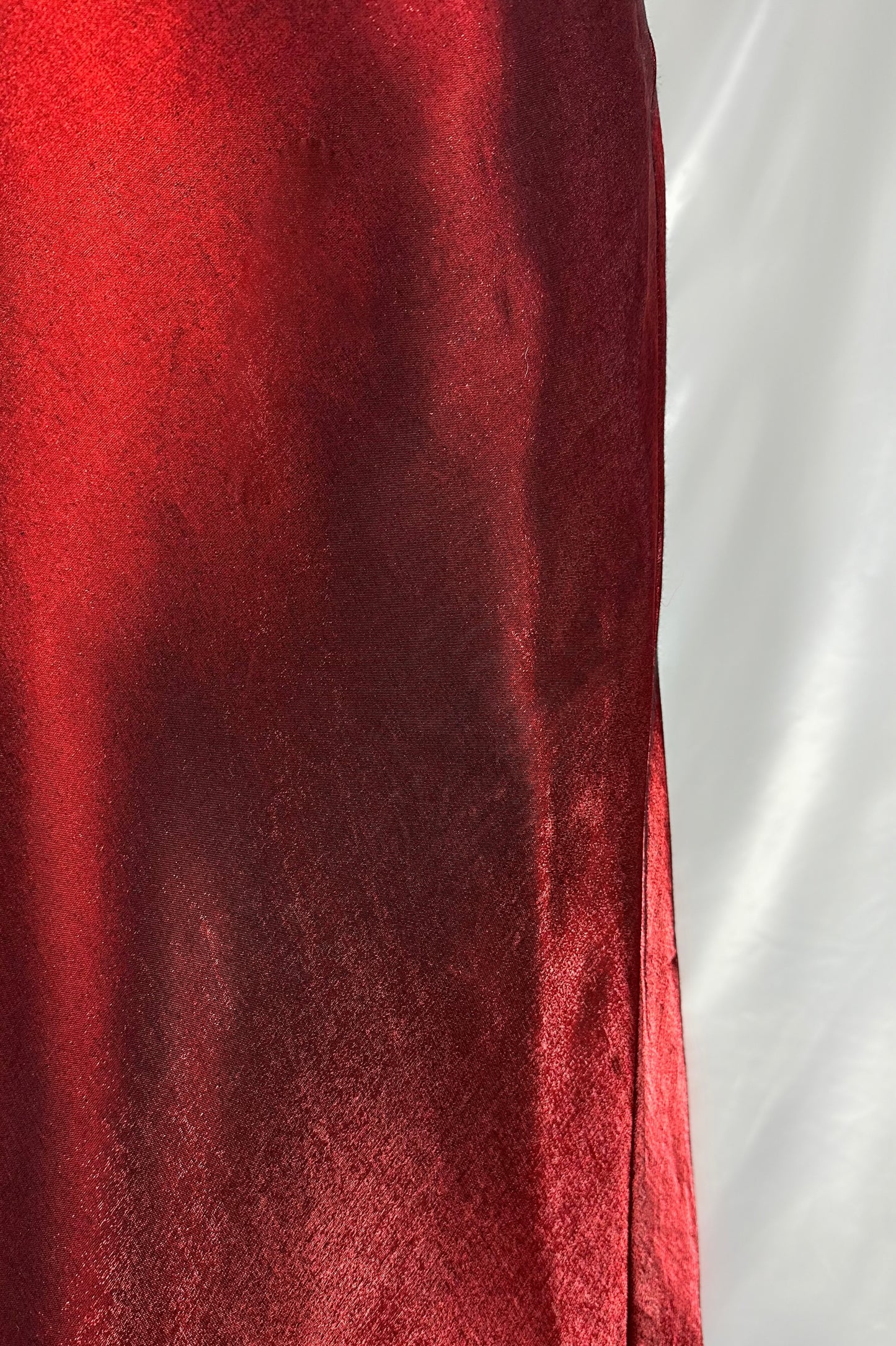 RED MERLOT IRIDESCENT BACKLESS GOWN