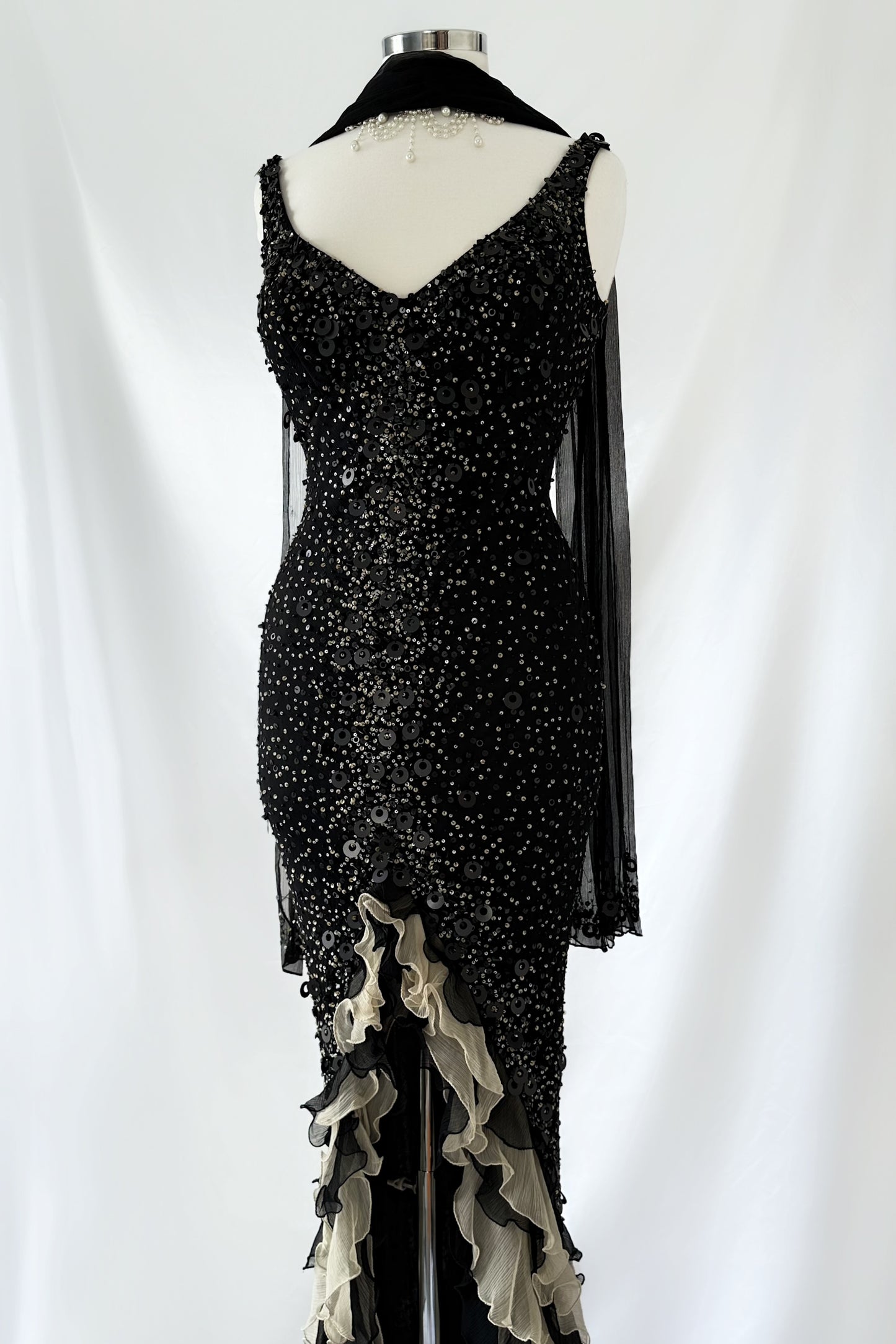 LUXURY FRENCH NOIR RUFFLE EMBELLISHED SILK GOWN & SCARF SET