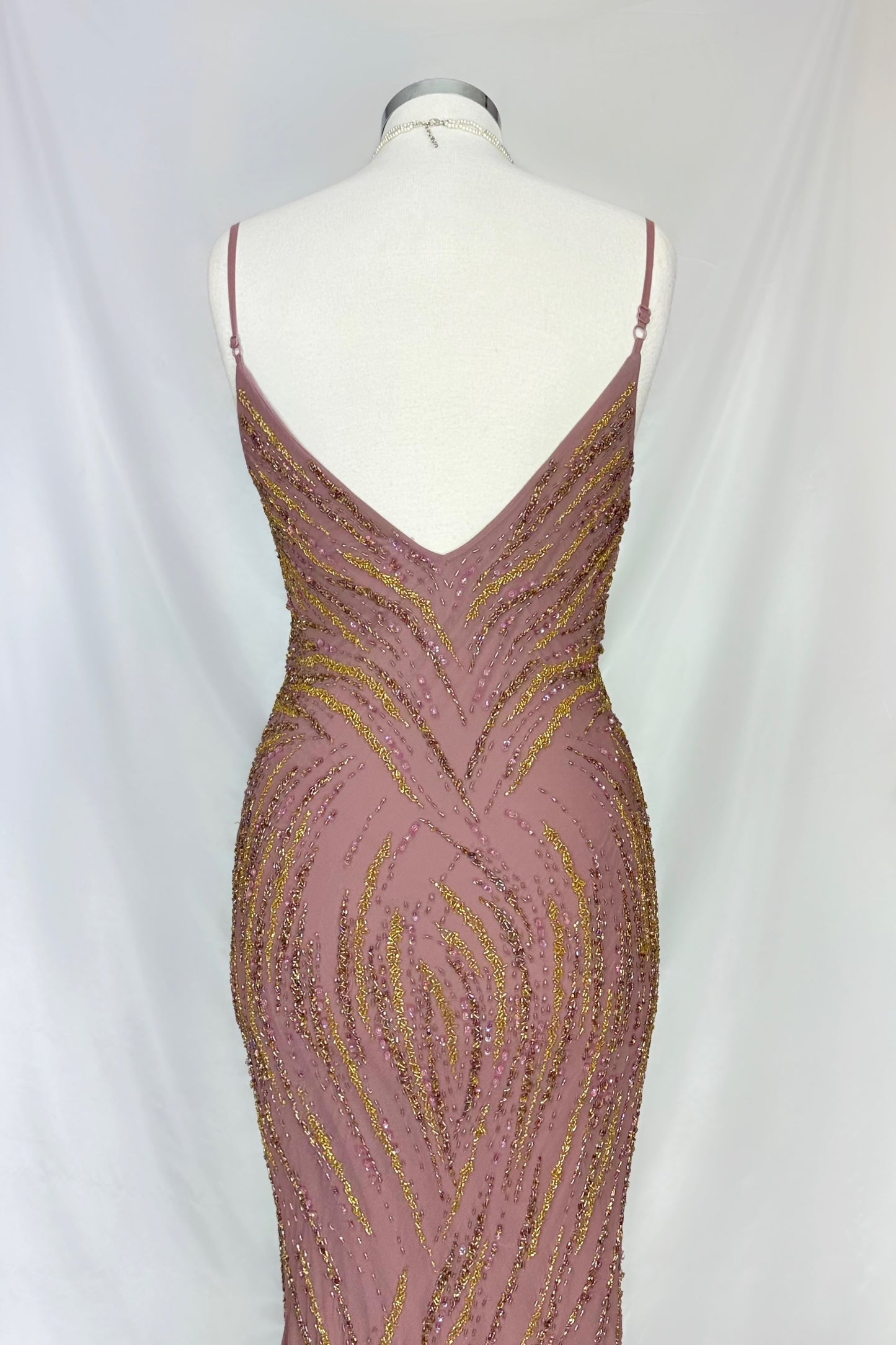 MUTED BLUSH MAUVE EMBELLISHED SILK GOWN & MATCHING SCARF SET