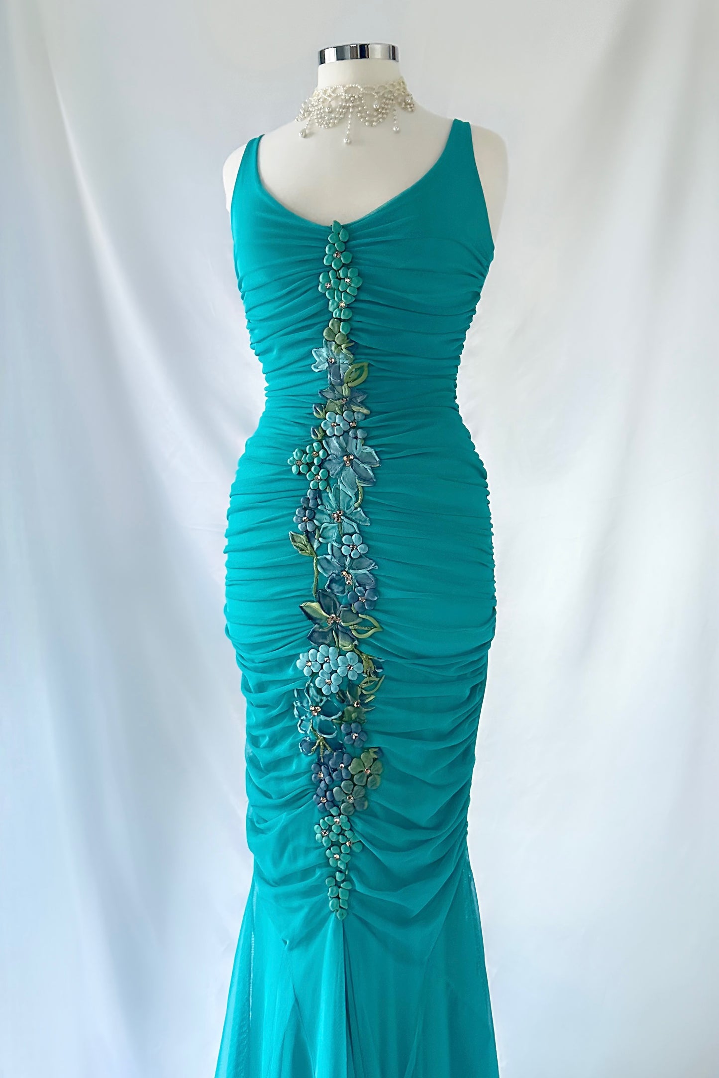 TURQUOISE GLAMOUR FISHTAIL GOWN BY EMA SAVAHL COUTURE