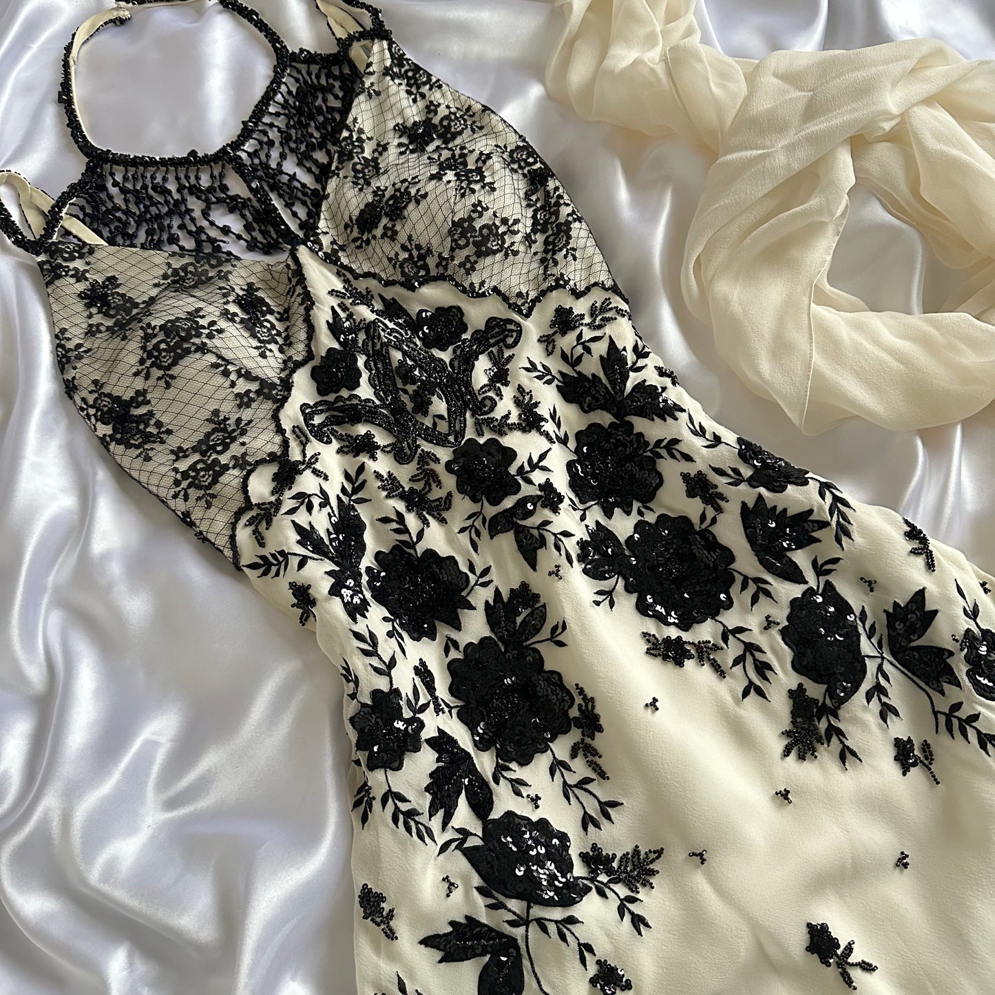 FLAPPER GIRL IVORY EMBELLISHED CHOCKER NECK GOWN & SCARF SET