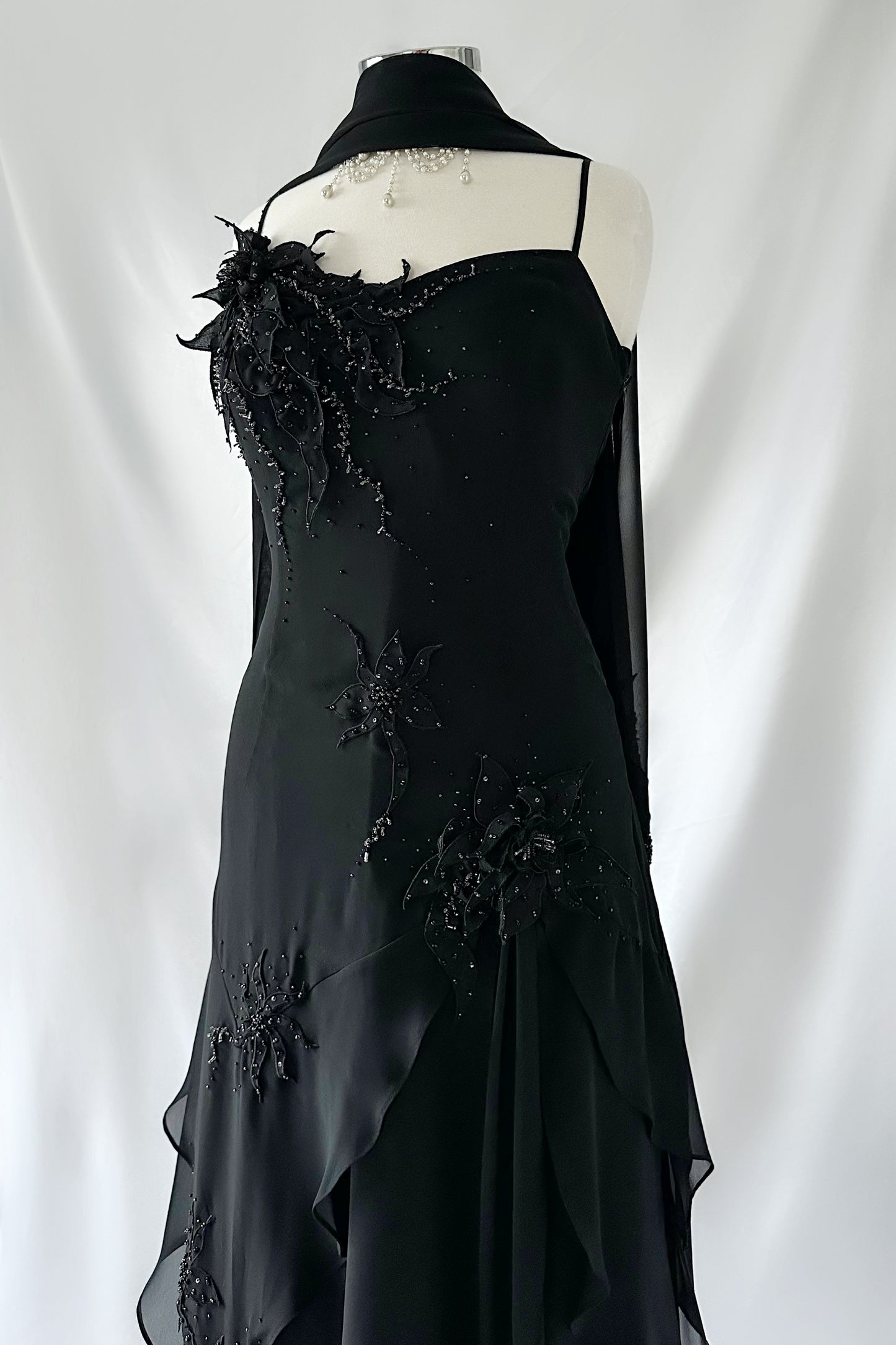 NOIR FLOWER EMBELLISHED ASYMMETRICAL DRESS & SCARF SET