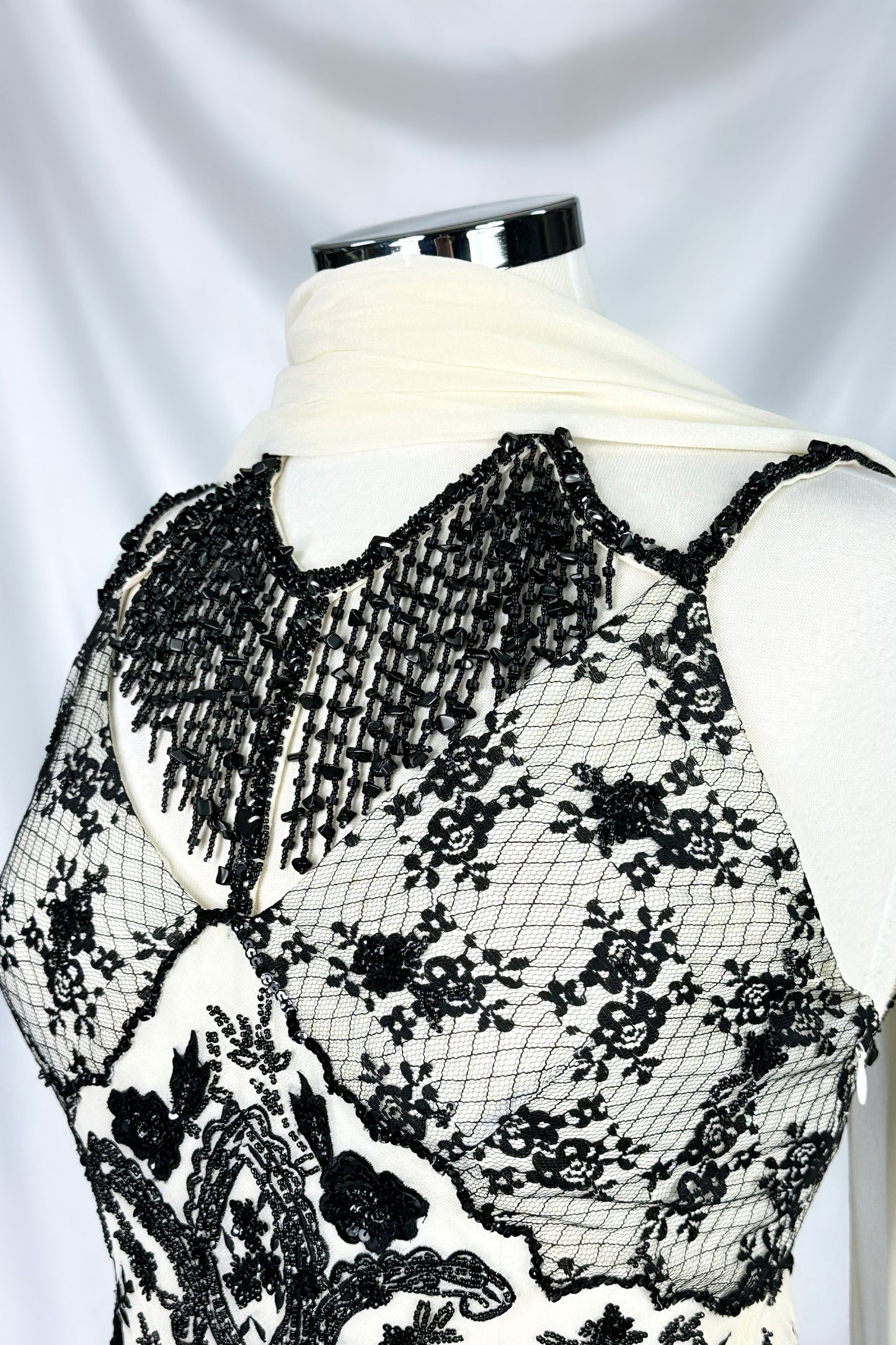 NOIR ENCHANTRESS SILK IVORY EMBELLISHED GOWN WITH MATCHING SCARF