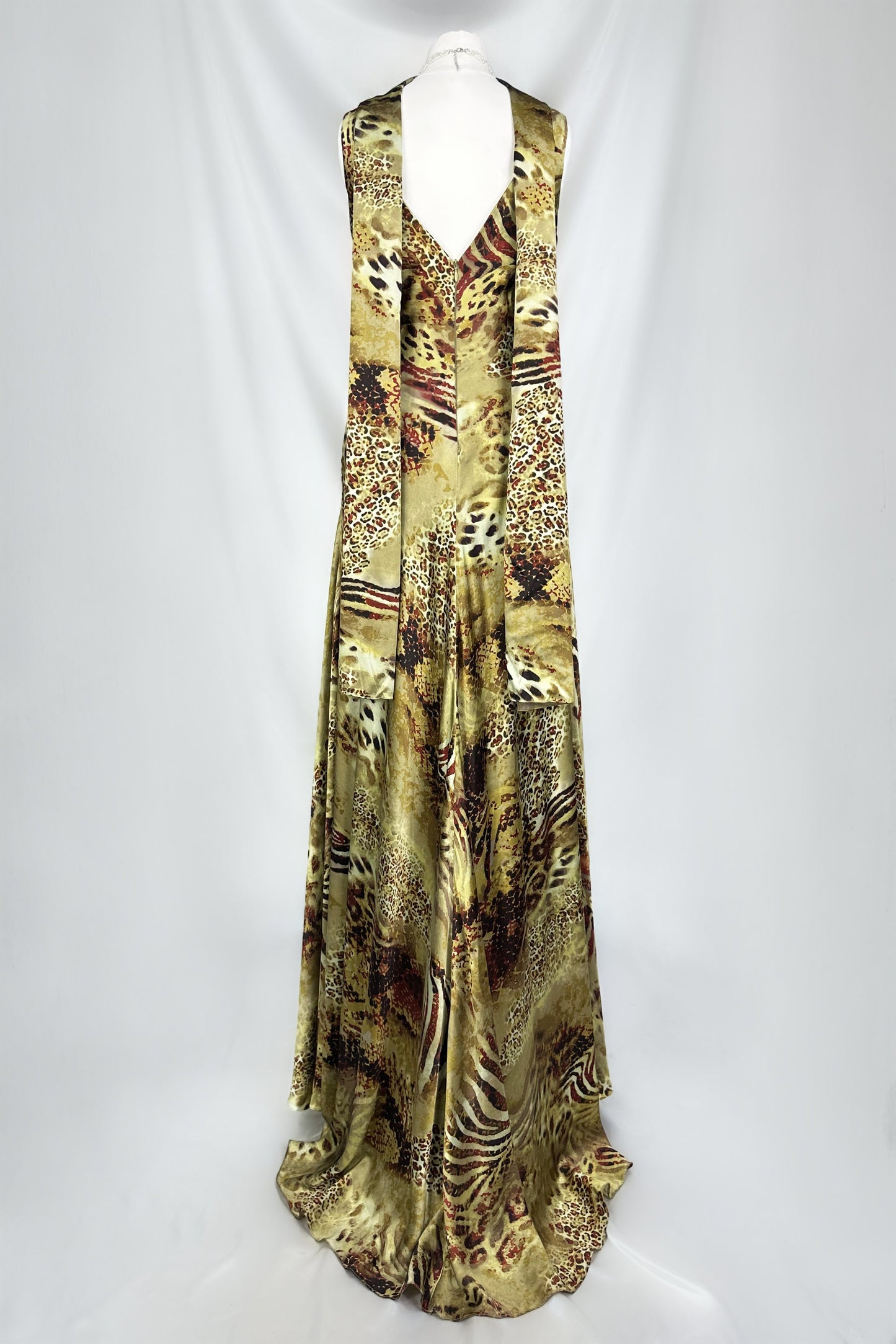 GOLDEN LEOPARD ANIMAL PRINT SILK GOWN WITH SHAWL