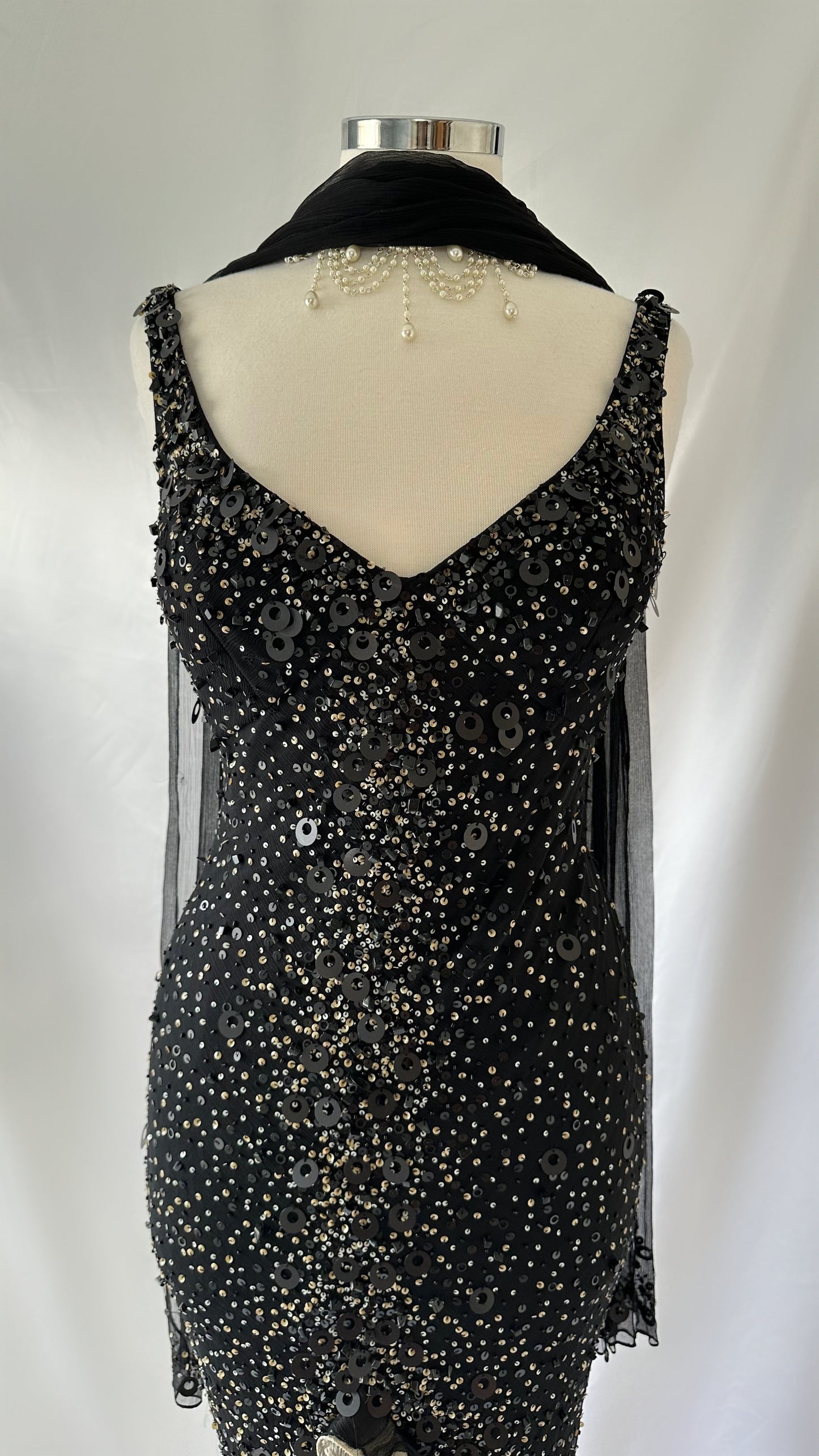 LUXURY FRENCH NOIR RUFFLE EMBELLISHED SILK GOWN & SCARF SET